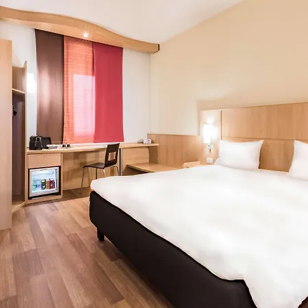 Ibis Milano Malpensa Hotel 3*