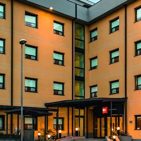 Hotel Ibis Milano Malpensa Cardano Al Campo