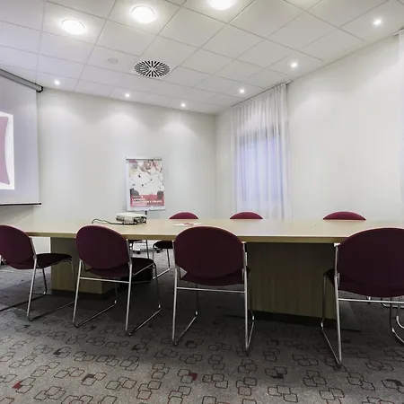 Ibis Milano Malpensa 3*