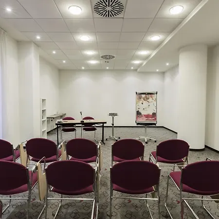 Ibis Milano Malpensa 3*